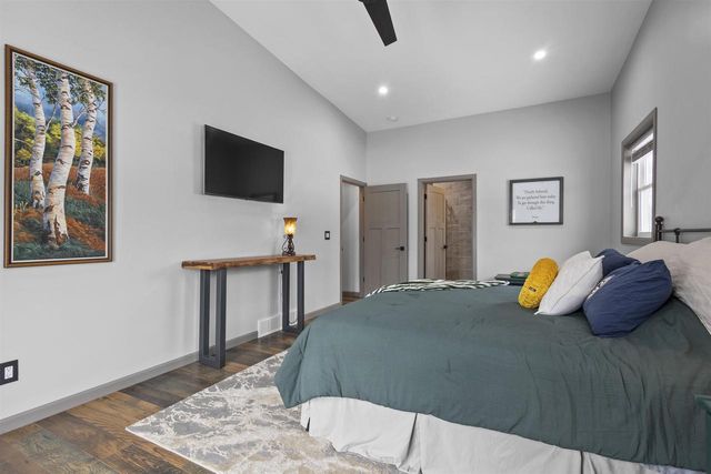 1751 S ONEIDA STREET, Green Bay, WI 54304