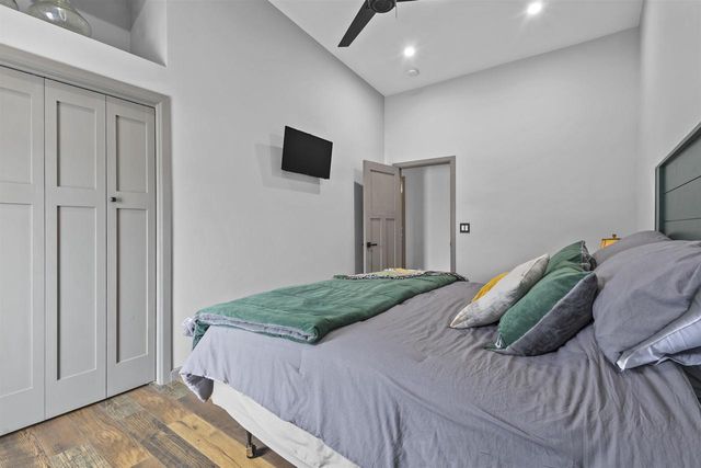 1751 S ONEIDA STREET, Green Bay, WI 54304