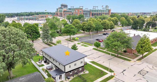 1751 S ONEIDA STREET, Green Bay, WI 54304