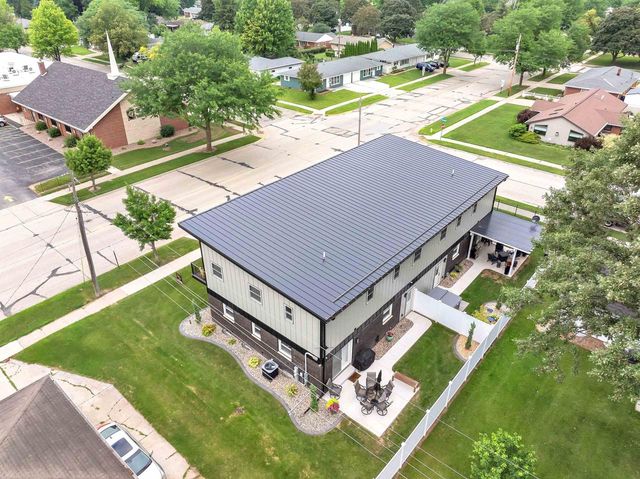 1751 S ONEIDA STREET, Green Bay, WI 54304