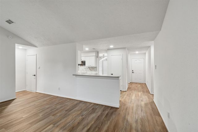9014 Kirkmont Drive, Houston, TX 77089