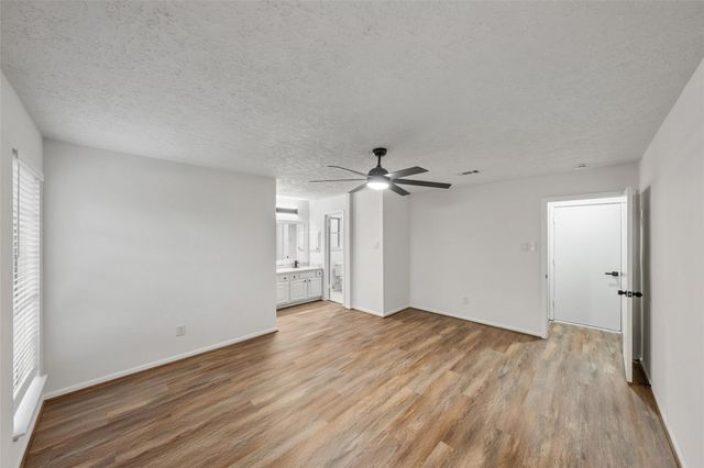 9014 Kirkmont Drive, Houston, TX 77089