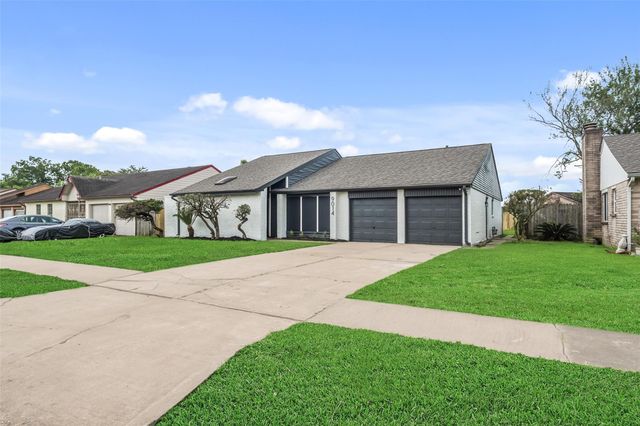 9014 Kirkmont Drive, Houston, TX 77089