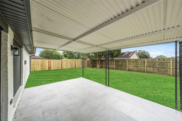 9014 Kirkmont Drive, Houston, TX 77089