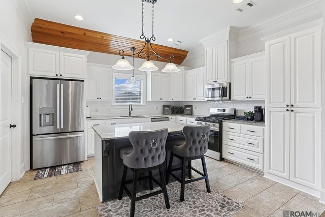 6734 Marengo Dr, Addis, LA 70710