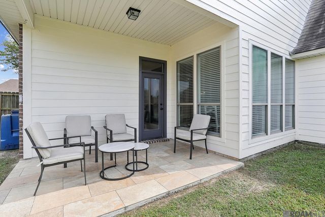 6734 Marengo Dr, Addis, LA 70710