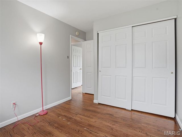 4514 Niagara Drive, St Louis, MO 63129