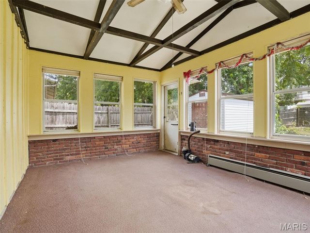 4514 Niagara Drive, St Louis, MO 63129