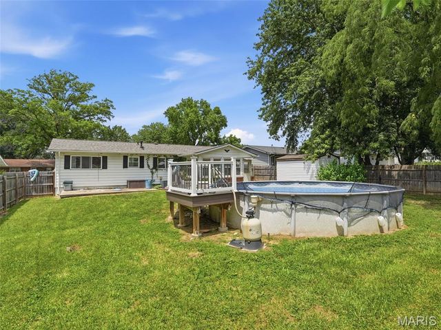 4514 Niagara Drive, St Louis, MO 63129