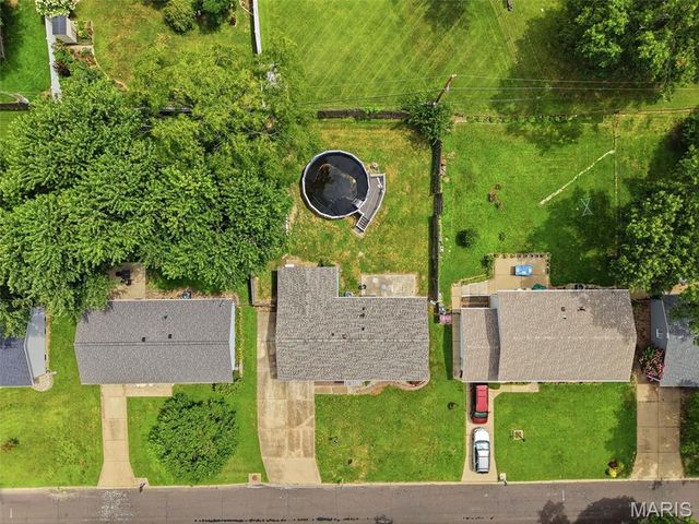 4514 Niagara Drive, St Louis, MO 63129