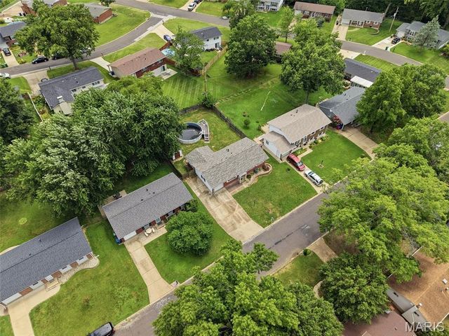 4514 Niagara Drive, St Louis, MO 63129