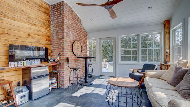 24 Burntmill Circle, Oceanport, NJ 07757