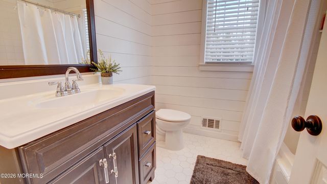 24 Burntmill Circle, Oceanport, NJ 07757