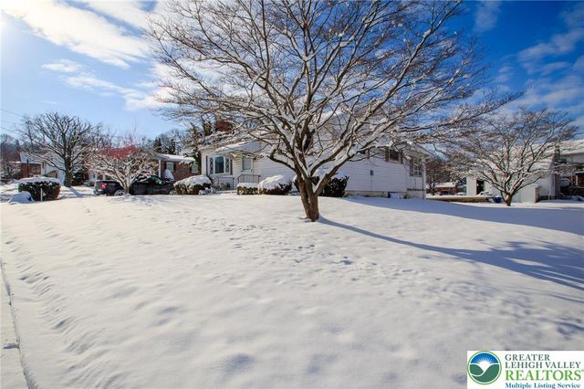 2376 South fountain Street, Allentown City, PA 18103