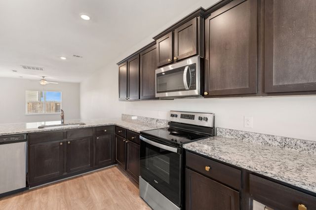 101 Austin Avenue, Venus, TX 76084