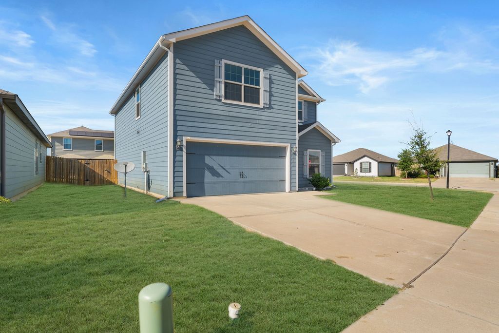 101 Austin Avenue, Venus, TX 76084 — photo 2