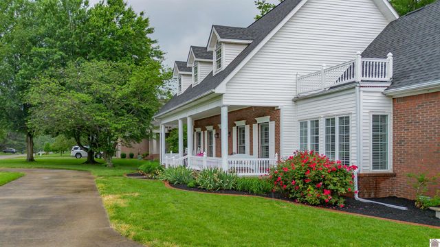 6429 Stinespring Drive, Paducah, KY 42001