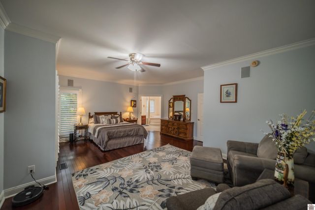 6429 Stinespring Drive, Paducah, KY 42001