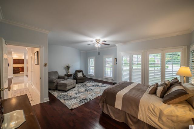6429 Stinespring Drive, Paducah, KY 42001