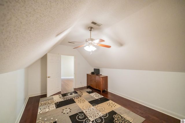 6429 Stinespring Drive, Paducah, KY 42001