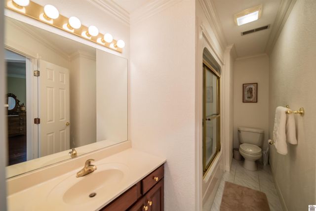 6429 Stinespring Drive, Paducah, KY 42001