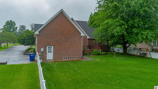 6429 Stinespring Drive, Paducah, KY 42001