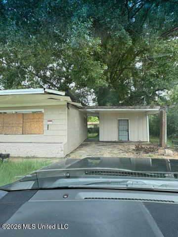 1440 W Mcdowell Road, Jackson, MS 39204