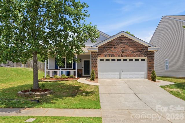 2211 Savannah Hills Drive, Matthews, NC 28105