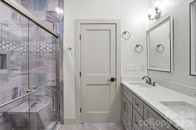 2211 Savannah Hills Drive, Matthews, NC 28105