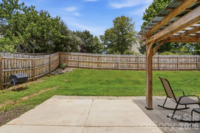 2211 Savannah Hills Drive, Matthews, NC 28105