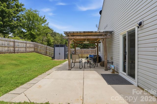 2211 Savannah Hills Drive, Matthews, NC 28105
