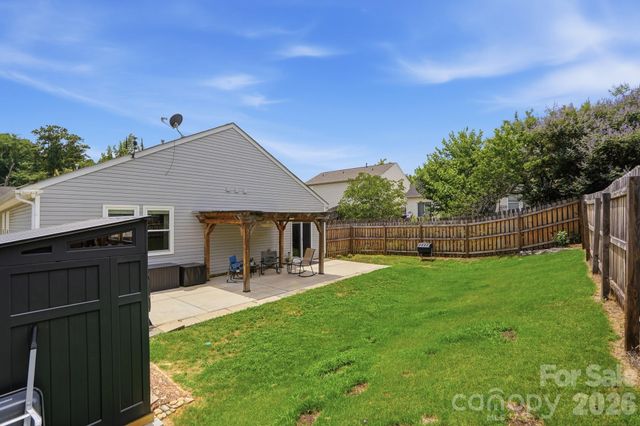 2211 Savannah Hills Drive, Matthews, NC 28105