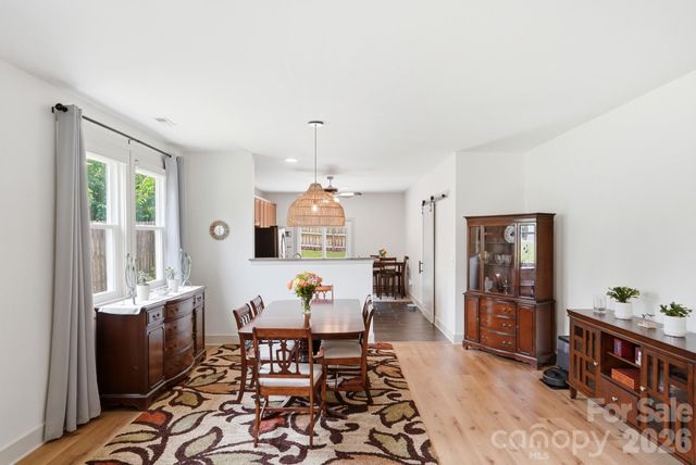 2211 Savannah Hills Drive, Matthews, NC 28105
