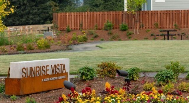 825 Weaver Drive E, Enumclaw, WA 98022