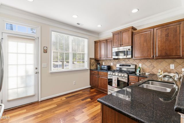 10100 Barnhart Way, Raleigh, NC 27617