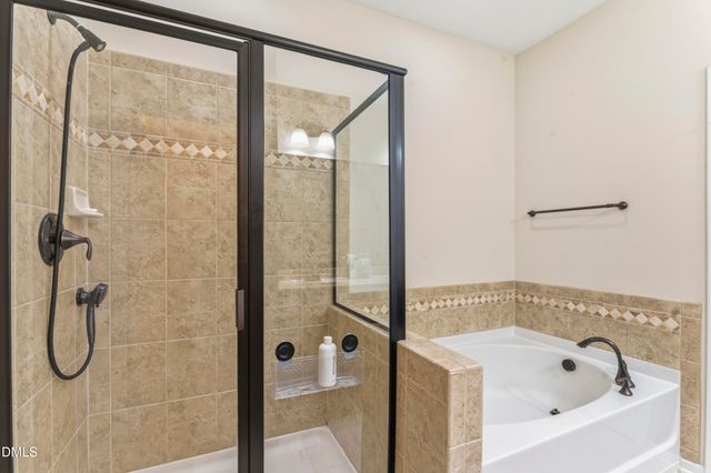 10100 Barnhart Way, Raleigh, NC 27617