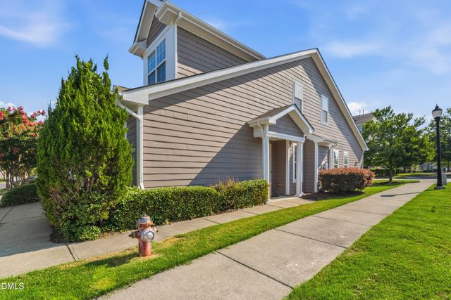 10100 Barnhart Way, Raleigh, NC 27617