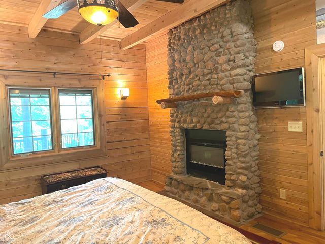 15896 N Gray Road, Noblesville, IN 46062