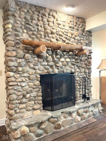 15896 N Gray Road, Noblesville, IN 46062