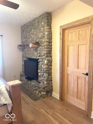 15896 N Gray Road, Noblesville, IN 46062