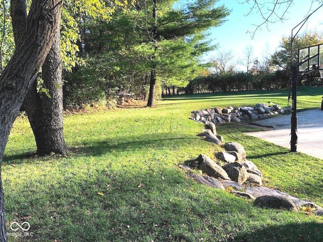 15896 N Gray Road, Noblesville, IN 46062