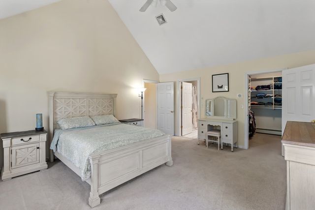 32 Hastings Dr., Northbridge, MA 01588