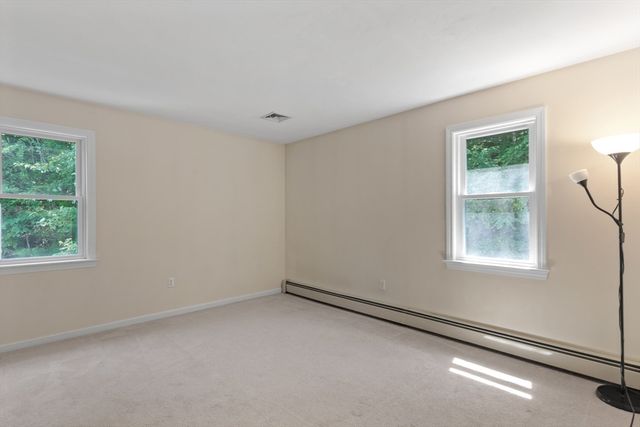 32 Hastings Dr., Northbridge, MA 01588