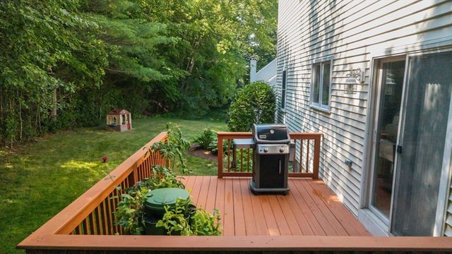 32 Hastings Dr., Northbridge, MA 01588