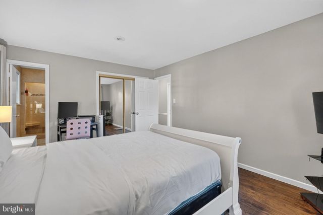 15904 FAIRWAY DR, Dumfries, VA 22025