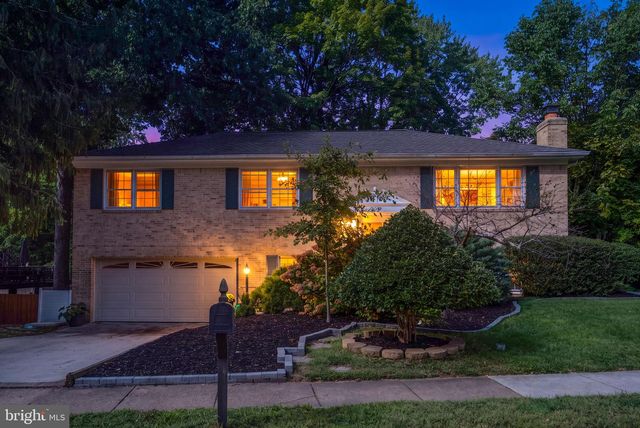 15904 FAIRWAY DR, Dumfries, VA 22025