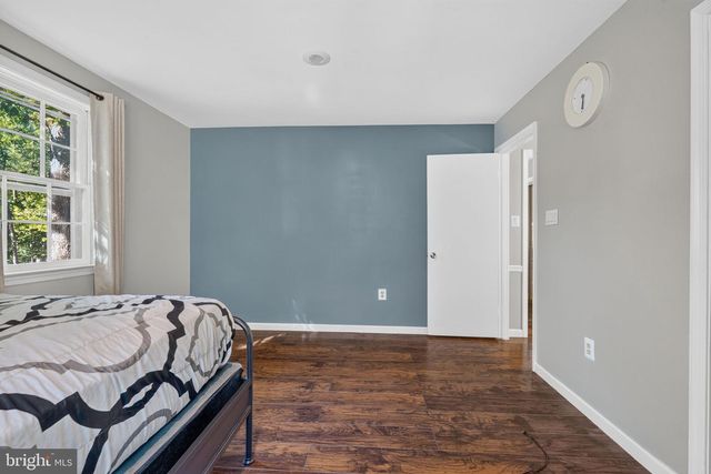 15904 FAIRWAY DR, Dumfries, VA 22025