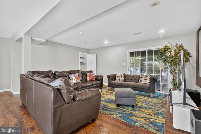15904 FAIRWAY DR, Dumfries, VA 22025