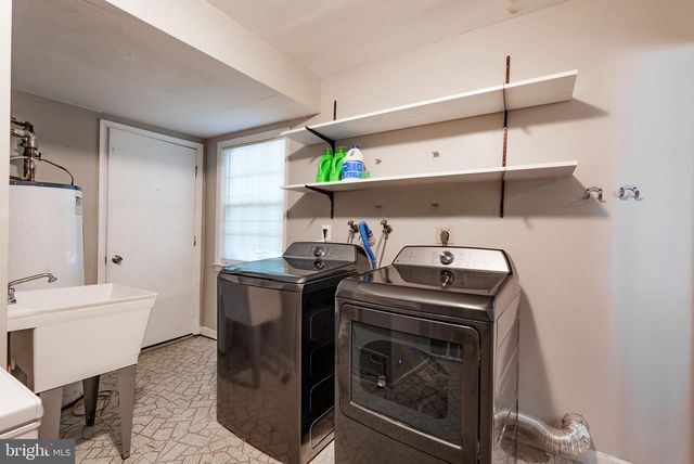 15904 FAIRWAY DR, Dumfries, VA 22025