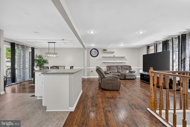 15904 FAIRWAY DR, Dumfries, VA 22025